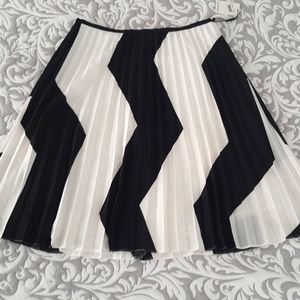 Calvin Klein pleated geometric skirt